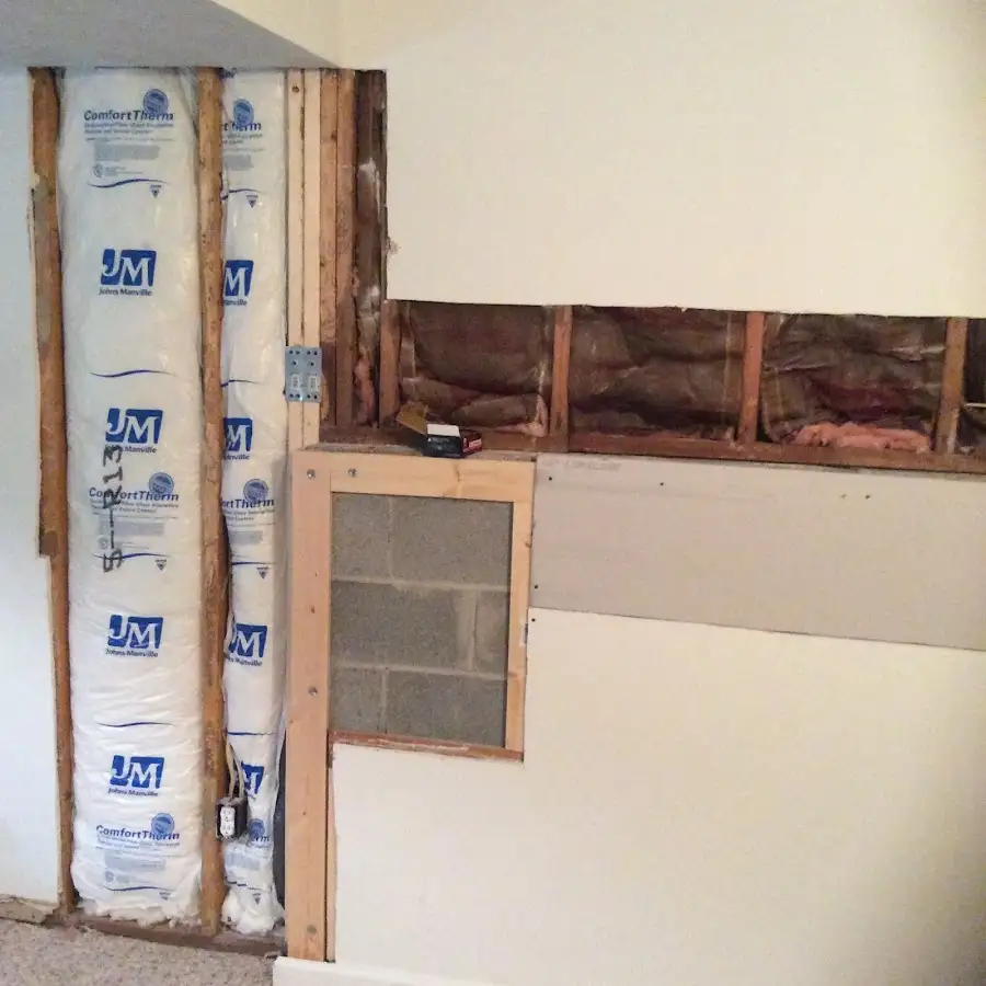 Wall insulation replacement during Structural Drying in Elkins